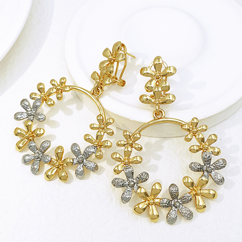 Brincos Grandes para Mulheres  - Women Accessories Dubai avaliação e preço