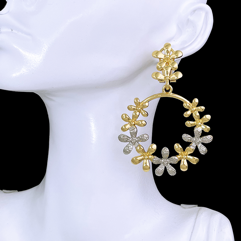 Brincos Grandes para Mulheres  - Women Accessories Dubai avaliação e preço
