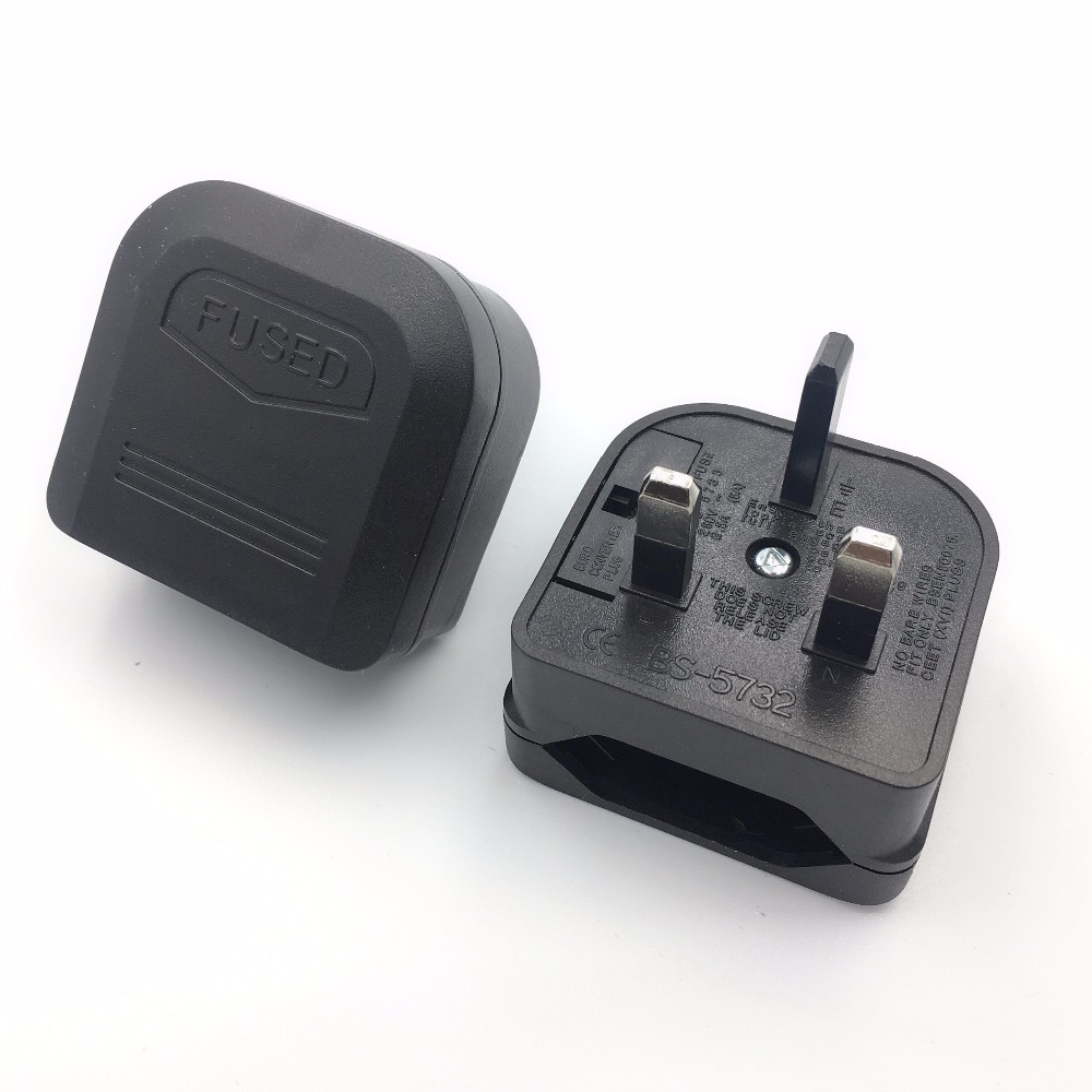 Adaptador de Tomada de Viagem  - Women Accessories In Uk avaliação e preço